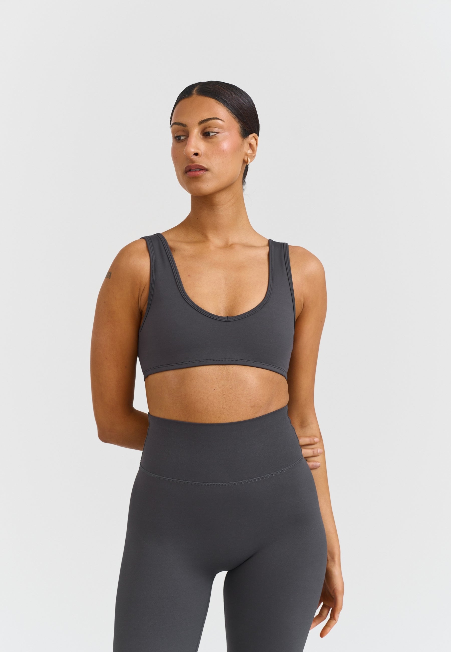 🎁 FREE Gift Today Only - Serenity Deep V-Neck Bra